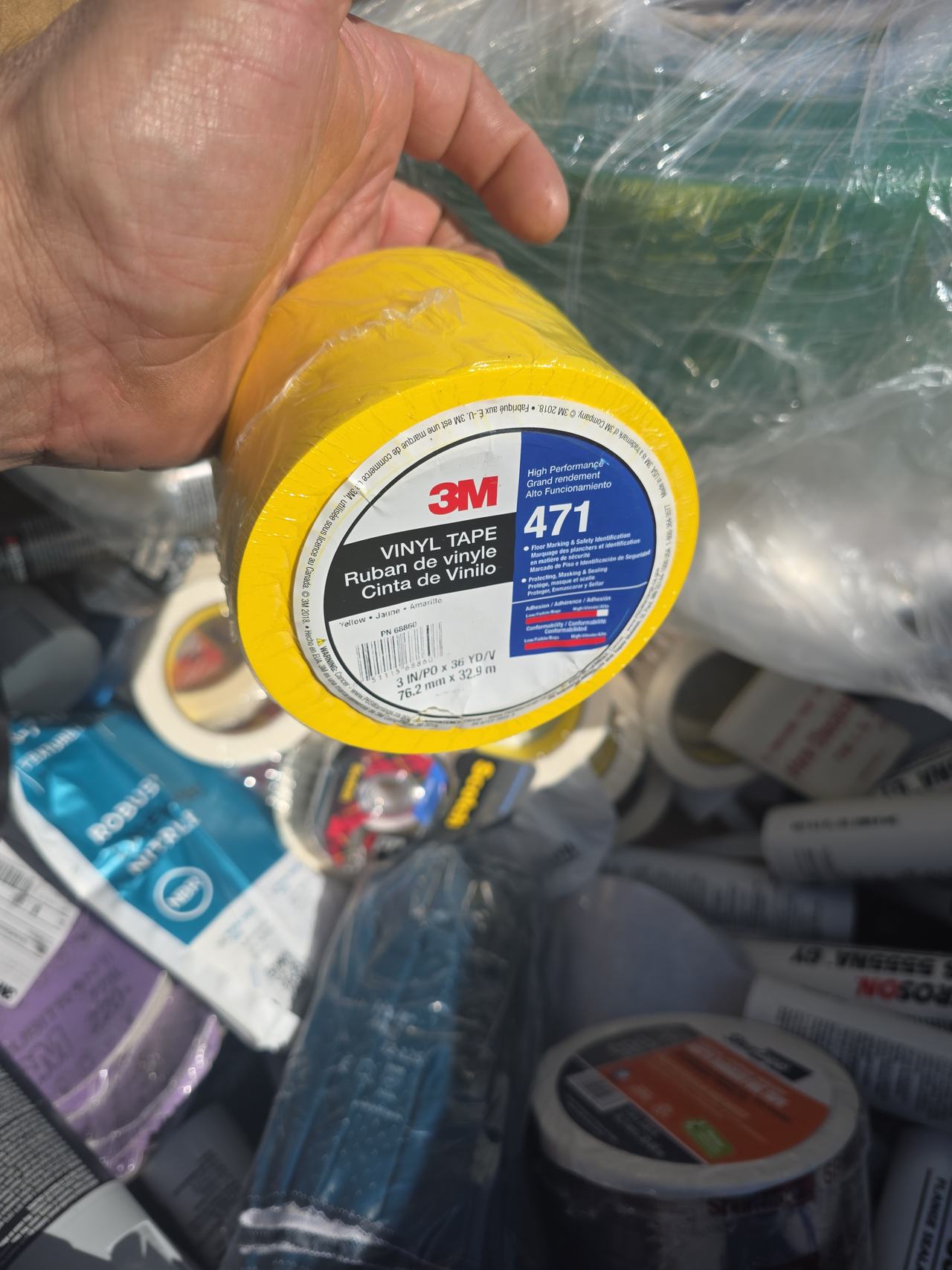 3M 471 Vinyl Tape Yellow 3 in x 36 yd