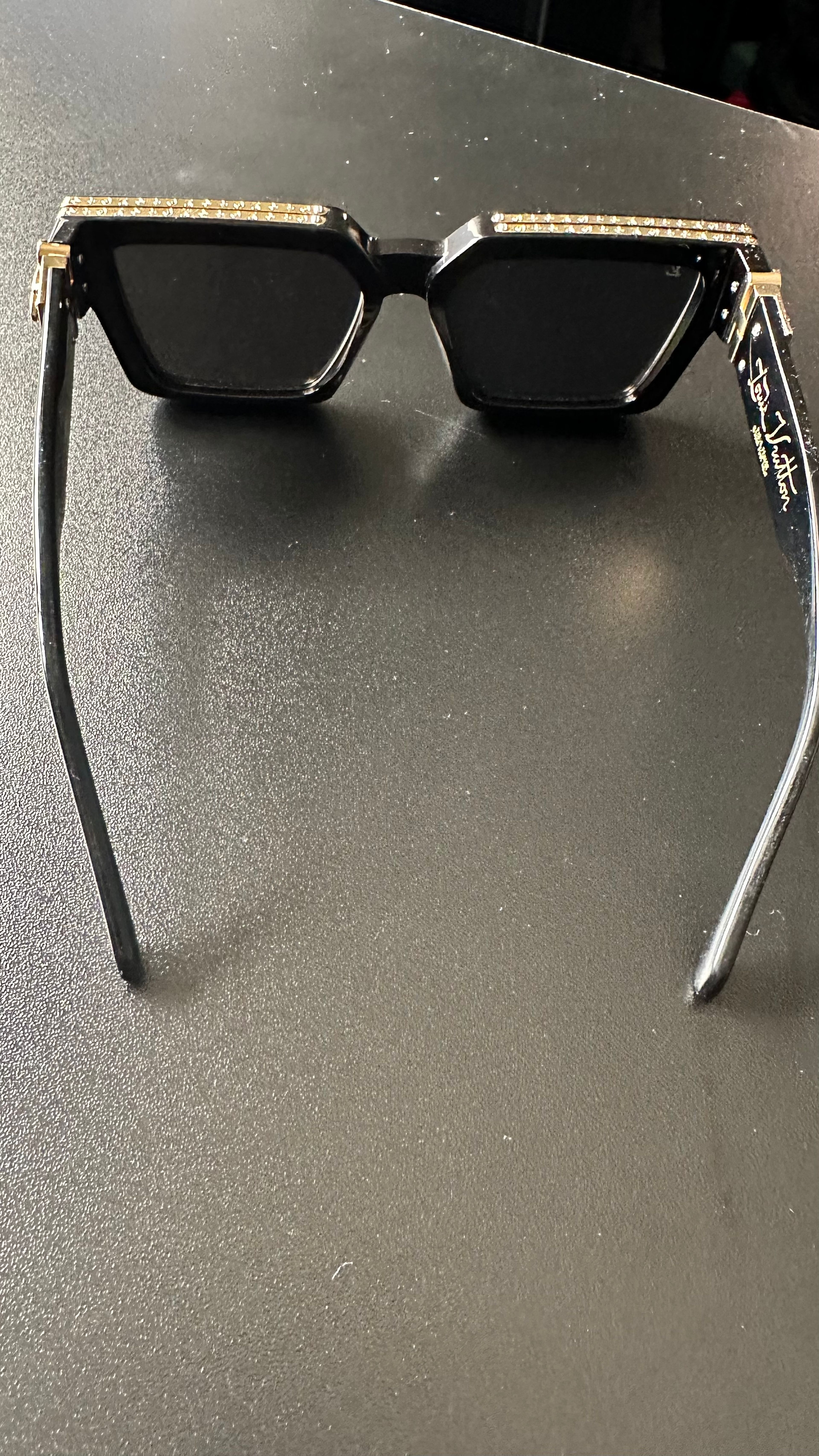 Louis Vuitton 1.1 Millionaire Sunglasses Black Gold - Image 4