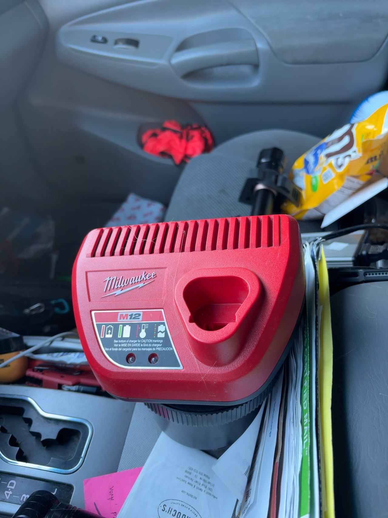 Milwaukee M12 Lithium-Ion Battery Charger