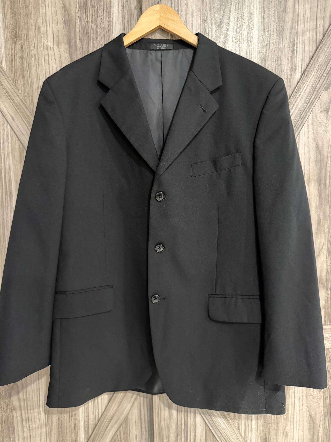 Real nice black Albert Nipon Men's Blazer 44R