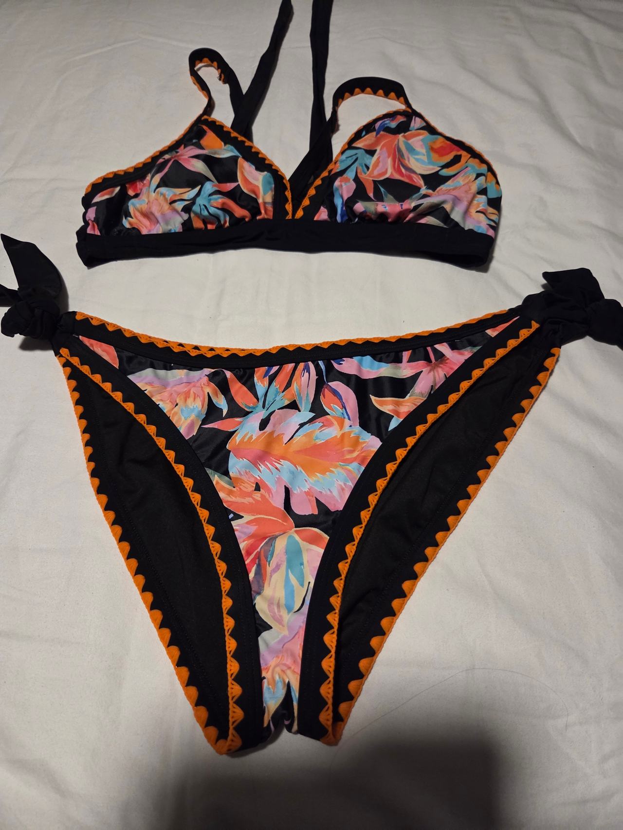 Tropical Floral Scalloped Bikini Set