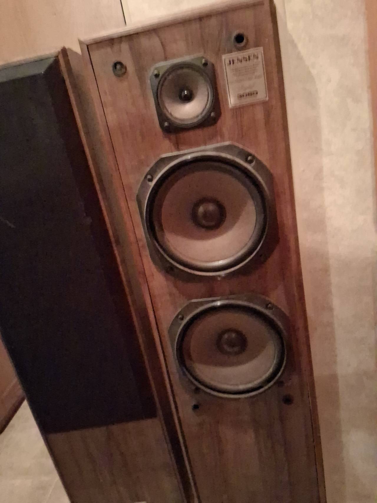 Jensen Model 3080 Floor Speakers