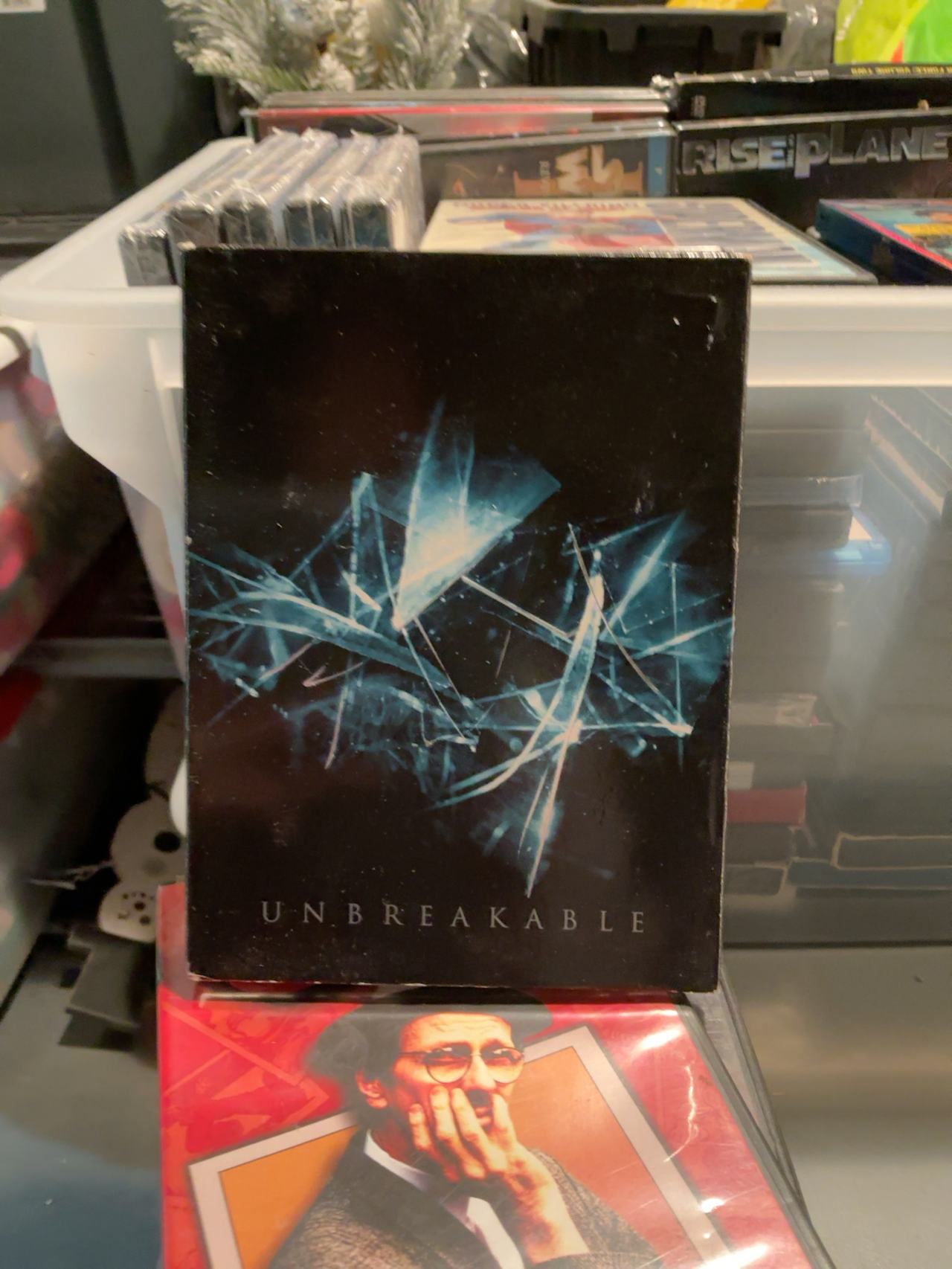 Unbreakable DVD 2-Disc Set (2001)