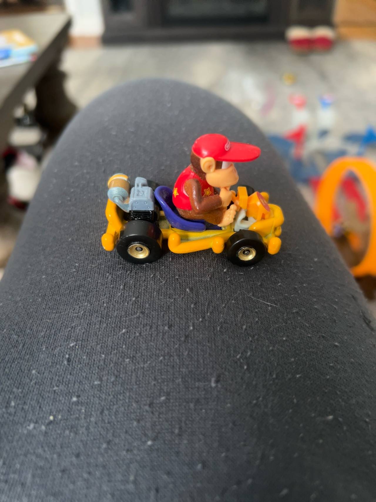 Hot Wheels Mario Kart Diddy Kong Pipe Frame