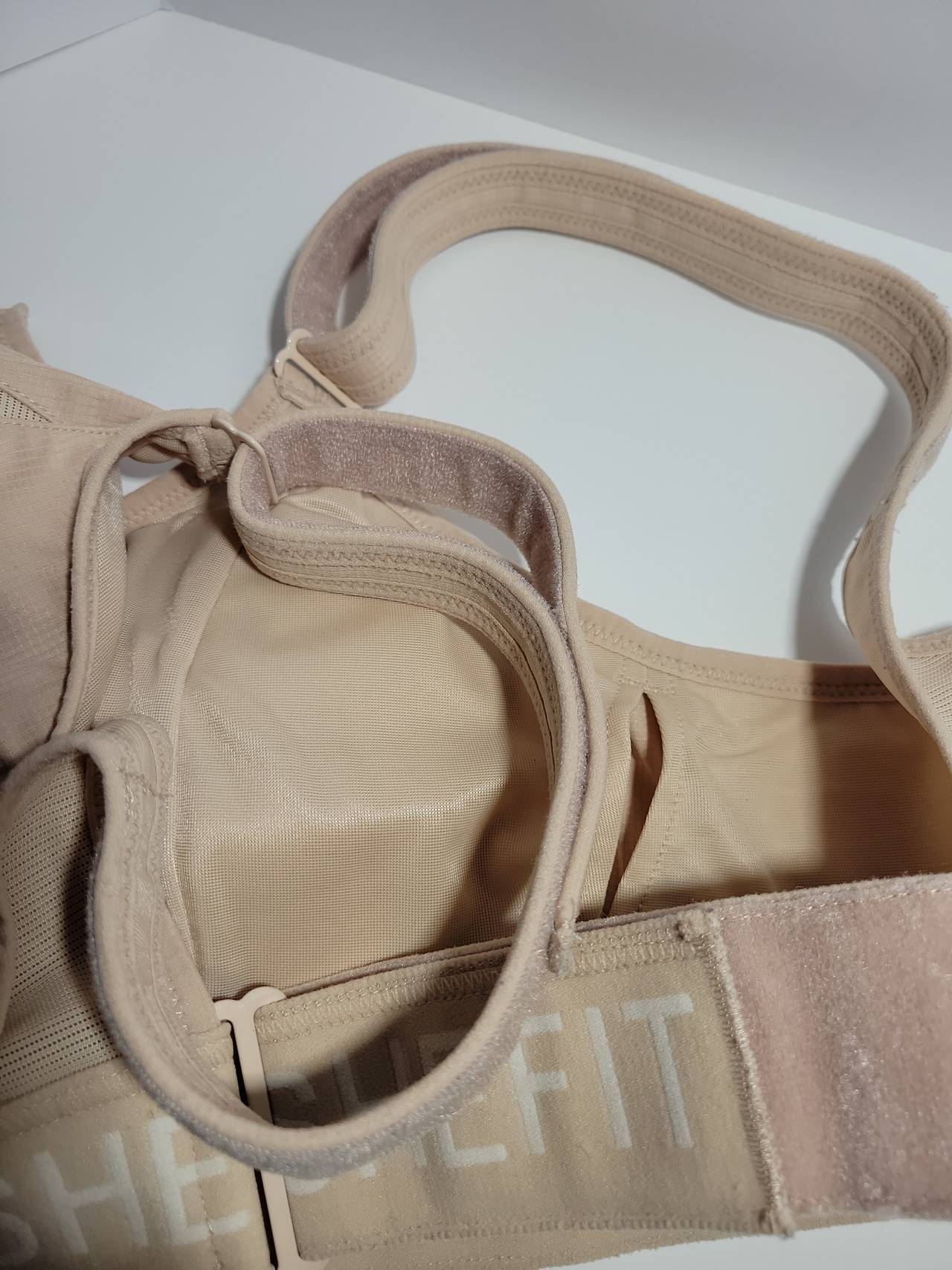 SHEFIT Ultimate Sports Bra Nude