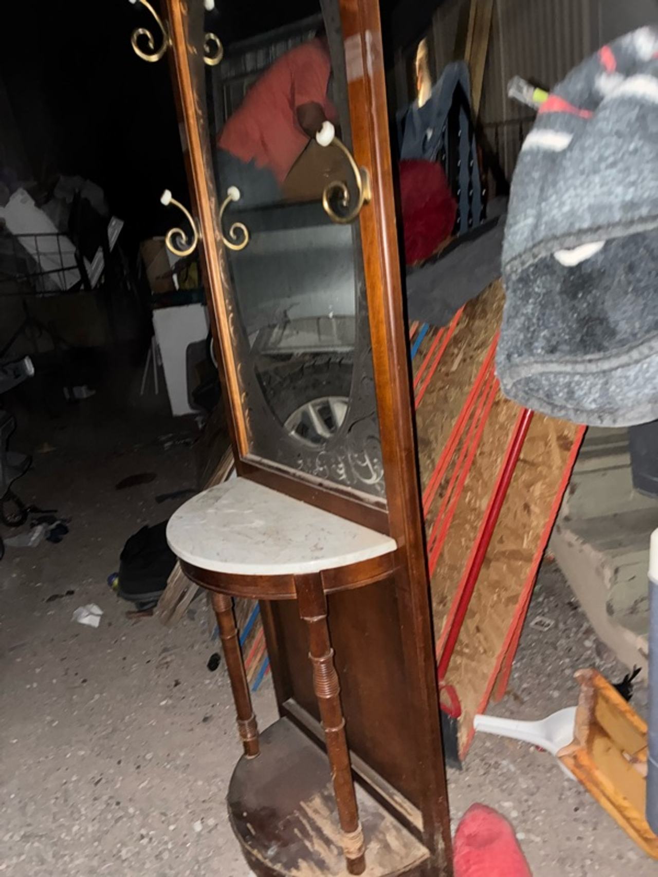 Wood vanity mirror