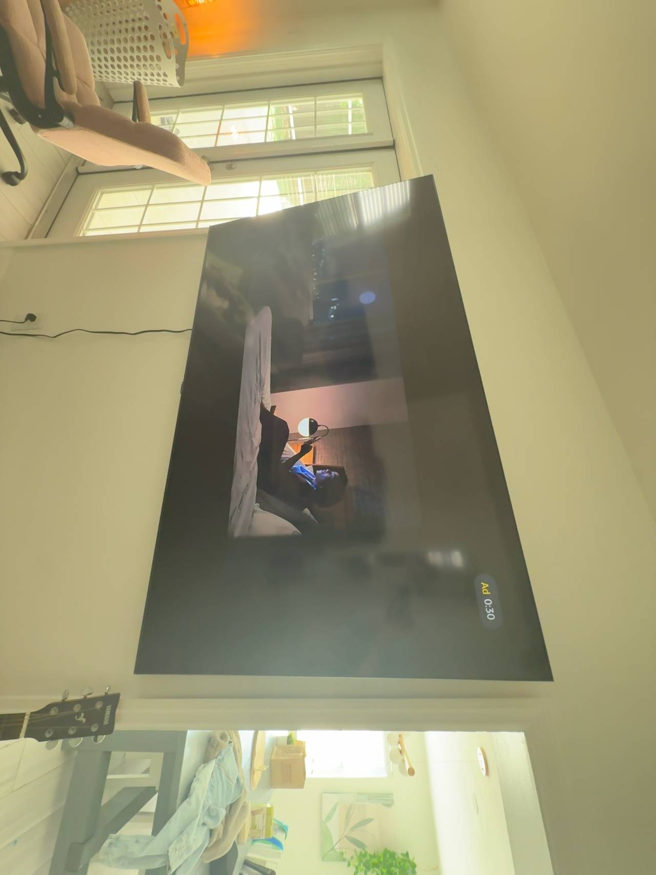 Samsung tv 70 inch flat screen amazing condition 35 inch tall