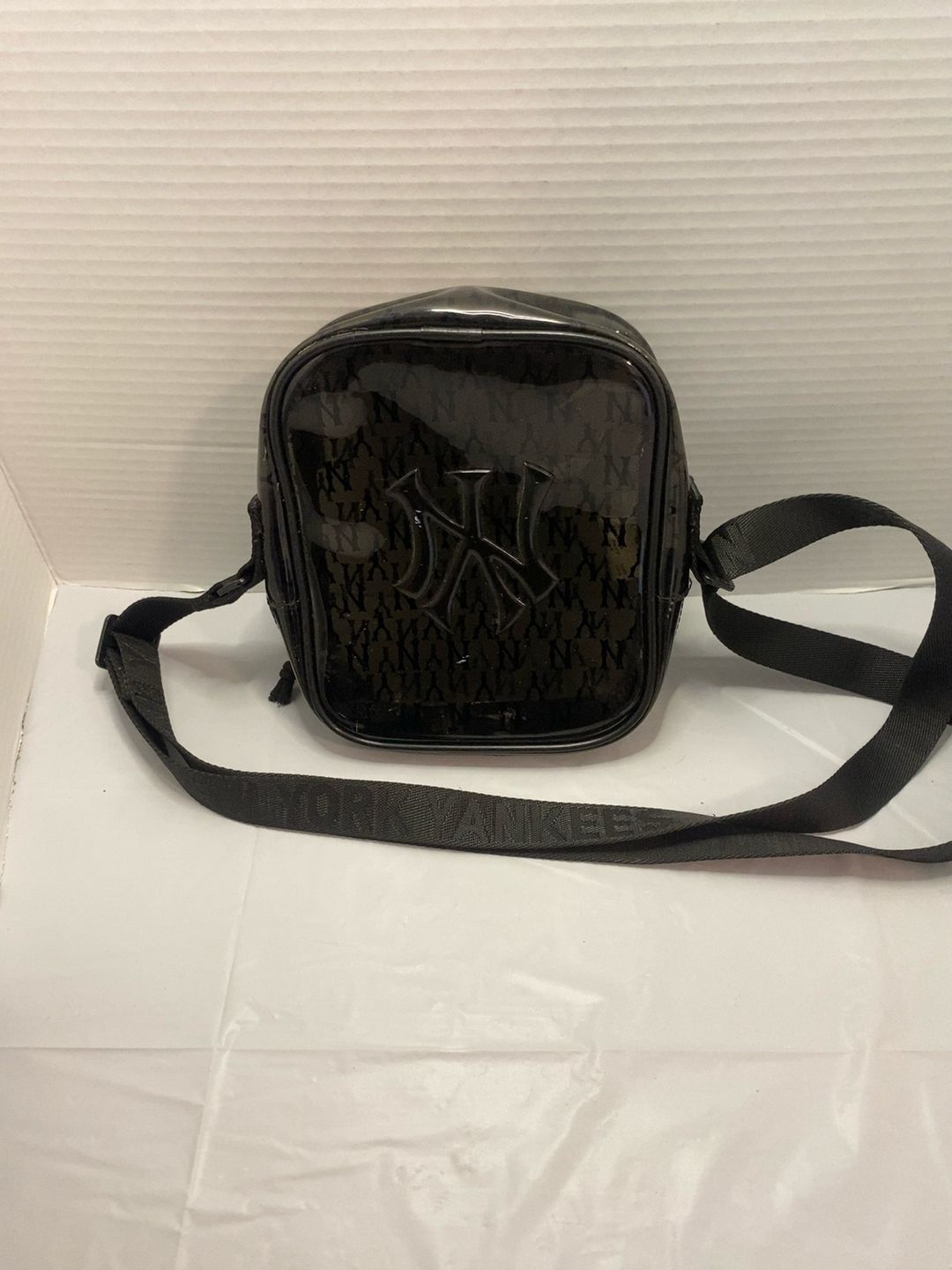 MLB New York Yankees Clear Mini Sling Bag