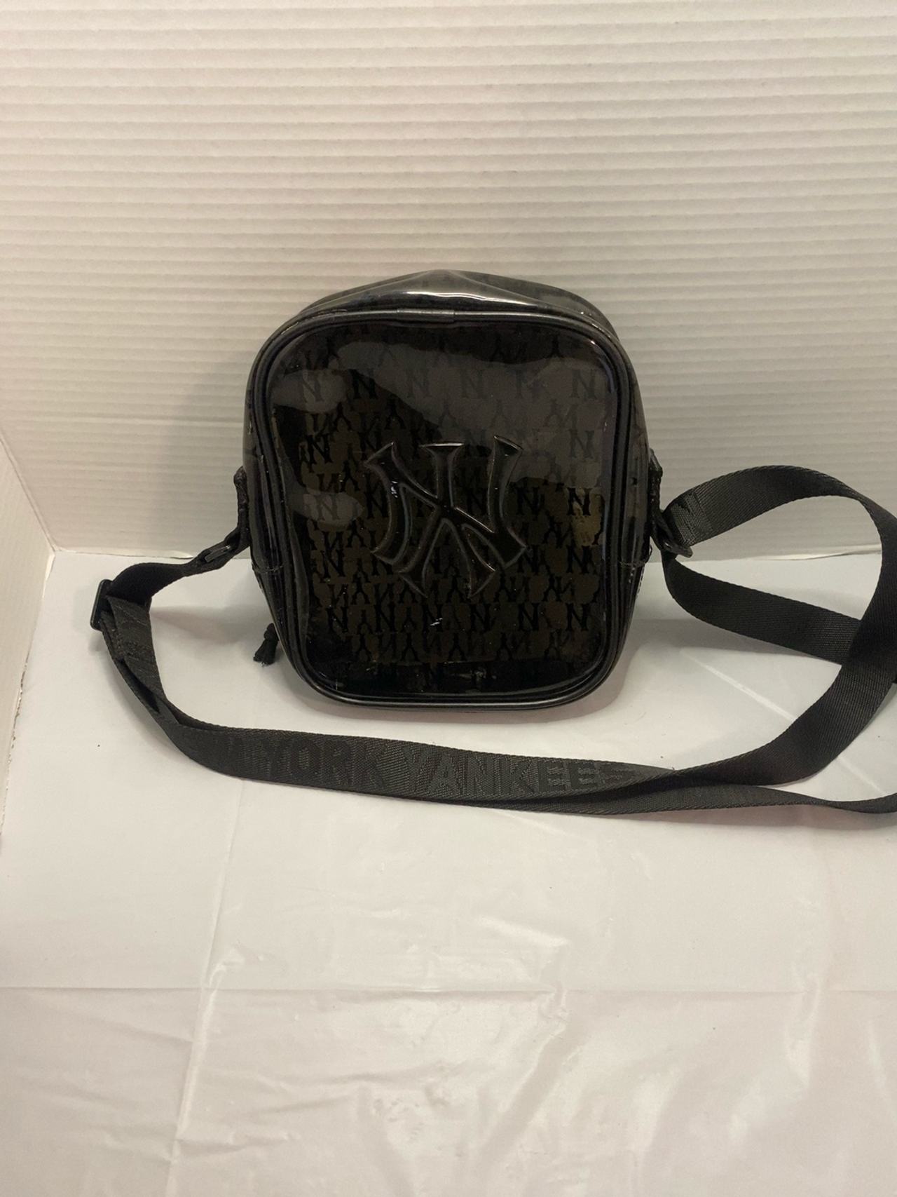 MLB New York Yankees Clear Mini Sling Bag