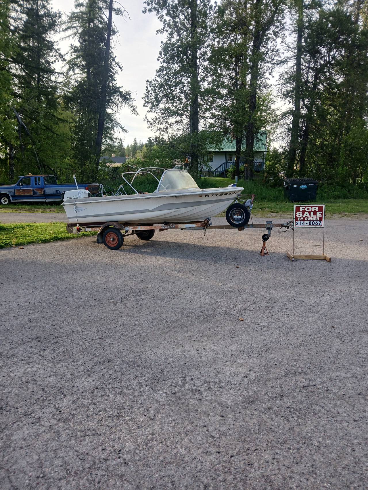 Larson Lapline 13 Boat with 50HP West Bend Motor