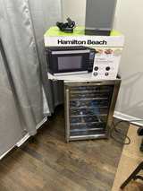 Hamilton Beach Compact Microwave Oven - Image 8