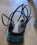 Little Giant 6-CIM-R Submersible Sump Pump - Image 1