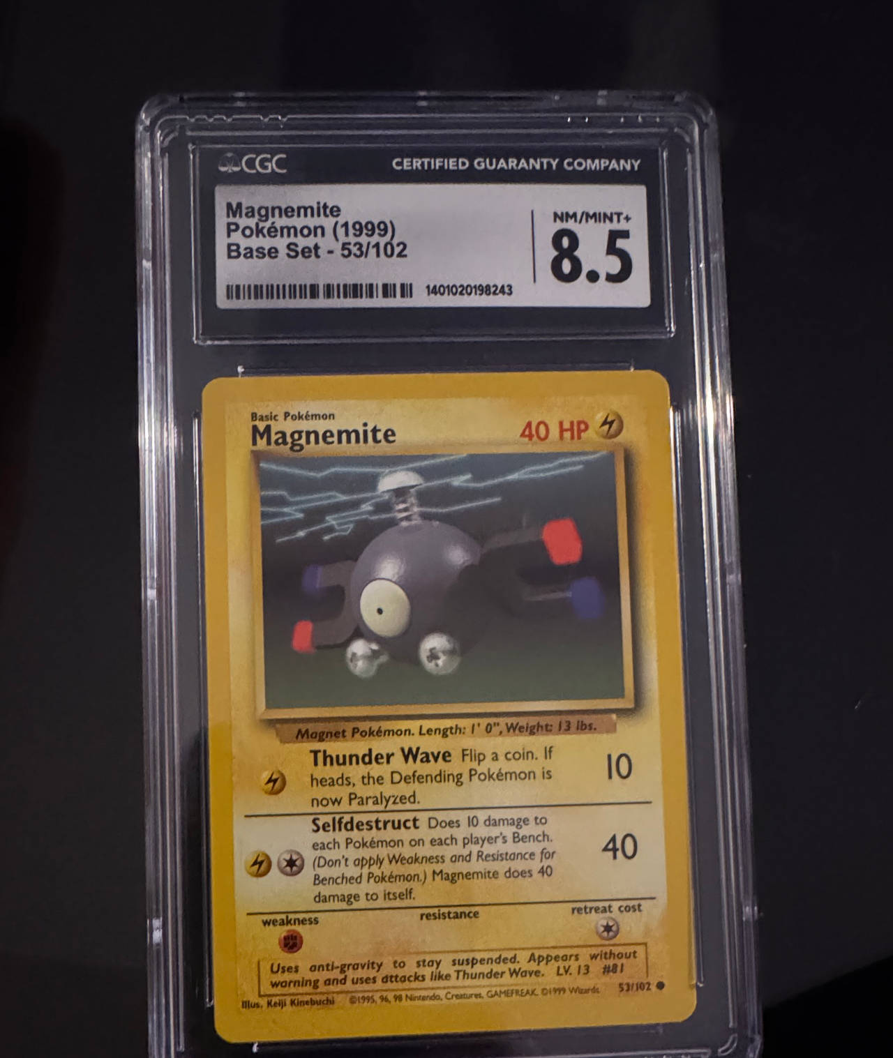 1999 Pokémon Base Set Magnemite 53/102 CGC 8.5