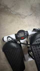 Sunny Health & Fitness Mini Stepper with Resistance Bands - Image 2