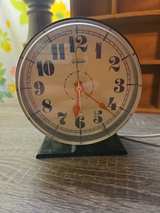 Sunbeam Vintage Electric Alarm Clock - Image 3