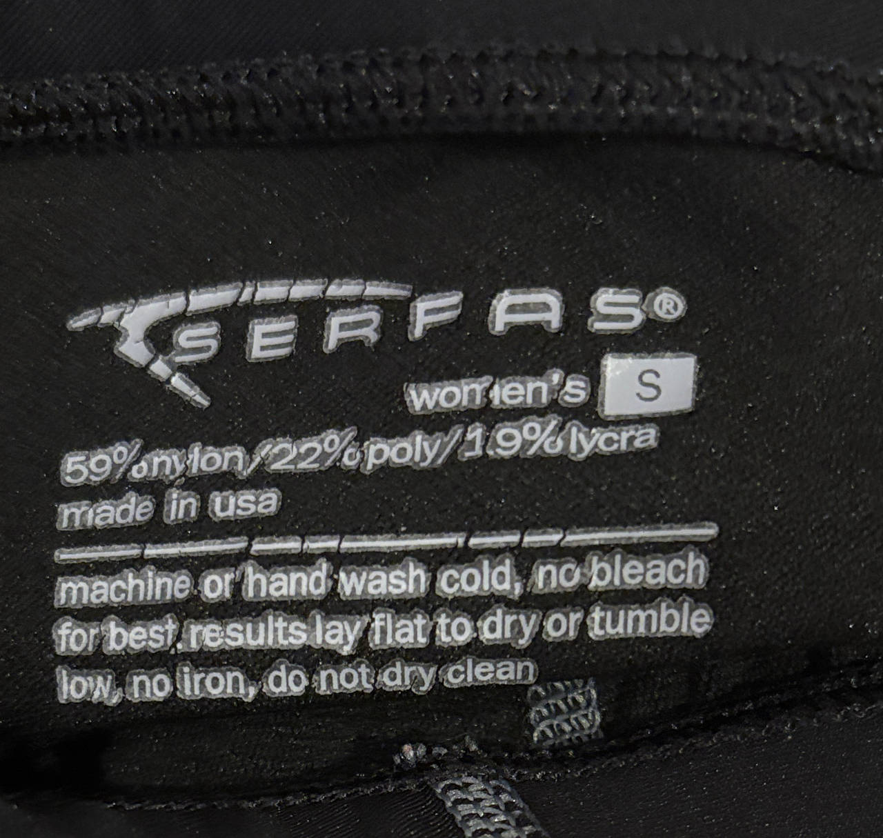 Serfas Women's Cycling Shorts
Gloves come with them 
Both worn once