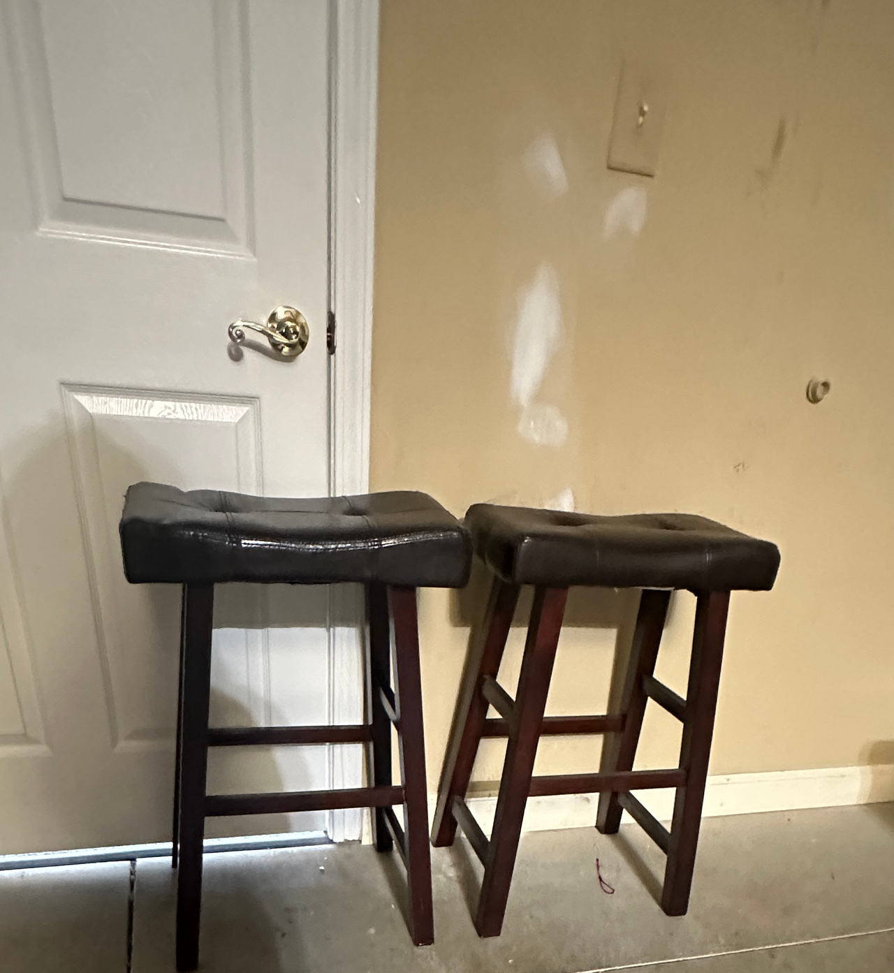 Tufted Faux Leather Saddle Bar Stools