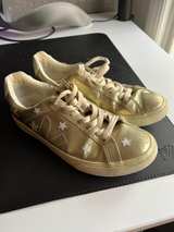 Madewell x Veja Esplar Low Sneakers Gold Star Leather - Image 1