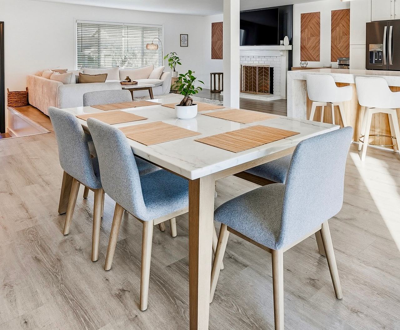 Barclay 6-Piece Dining Set with Bench