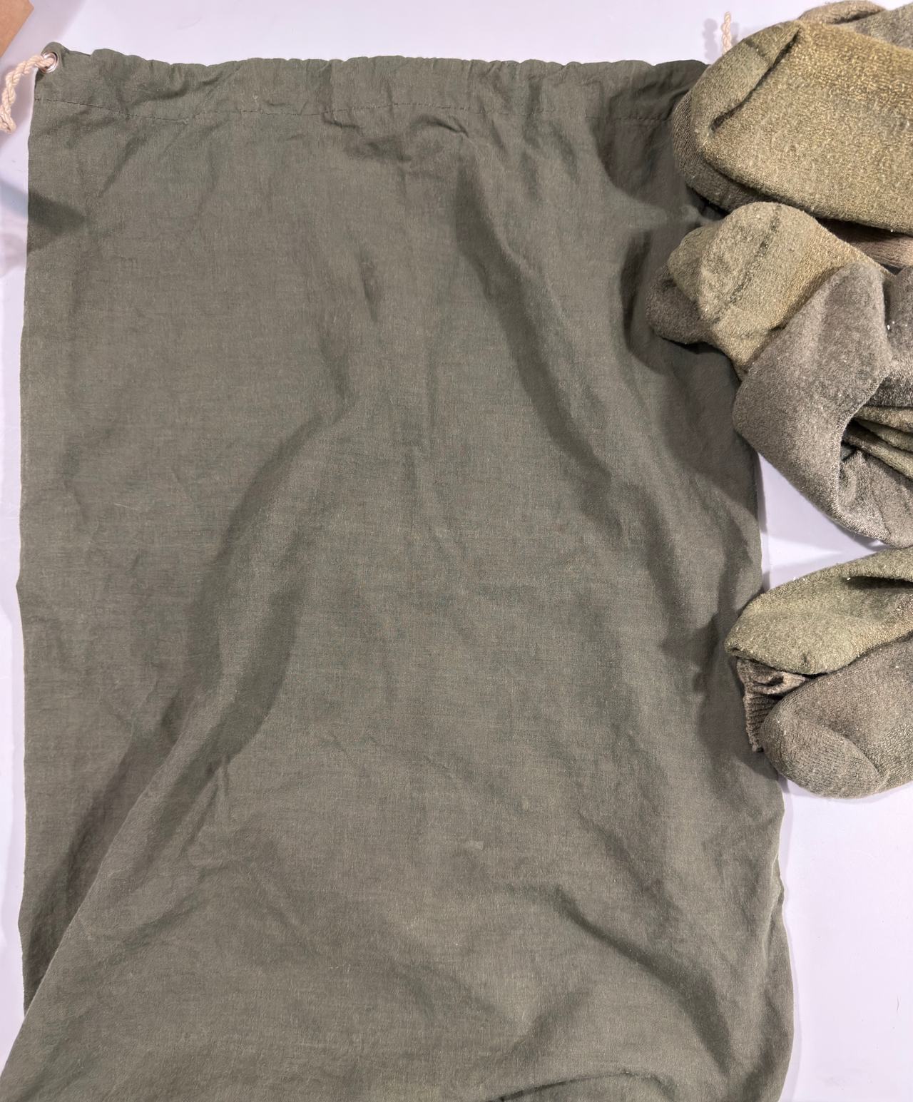 Vintage U.S. Military Combo Laundry Bag & Wool Socks Set Army Issue Olive Drab