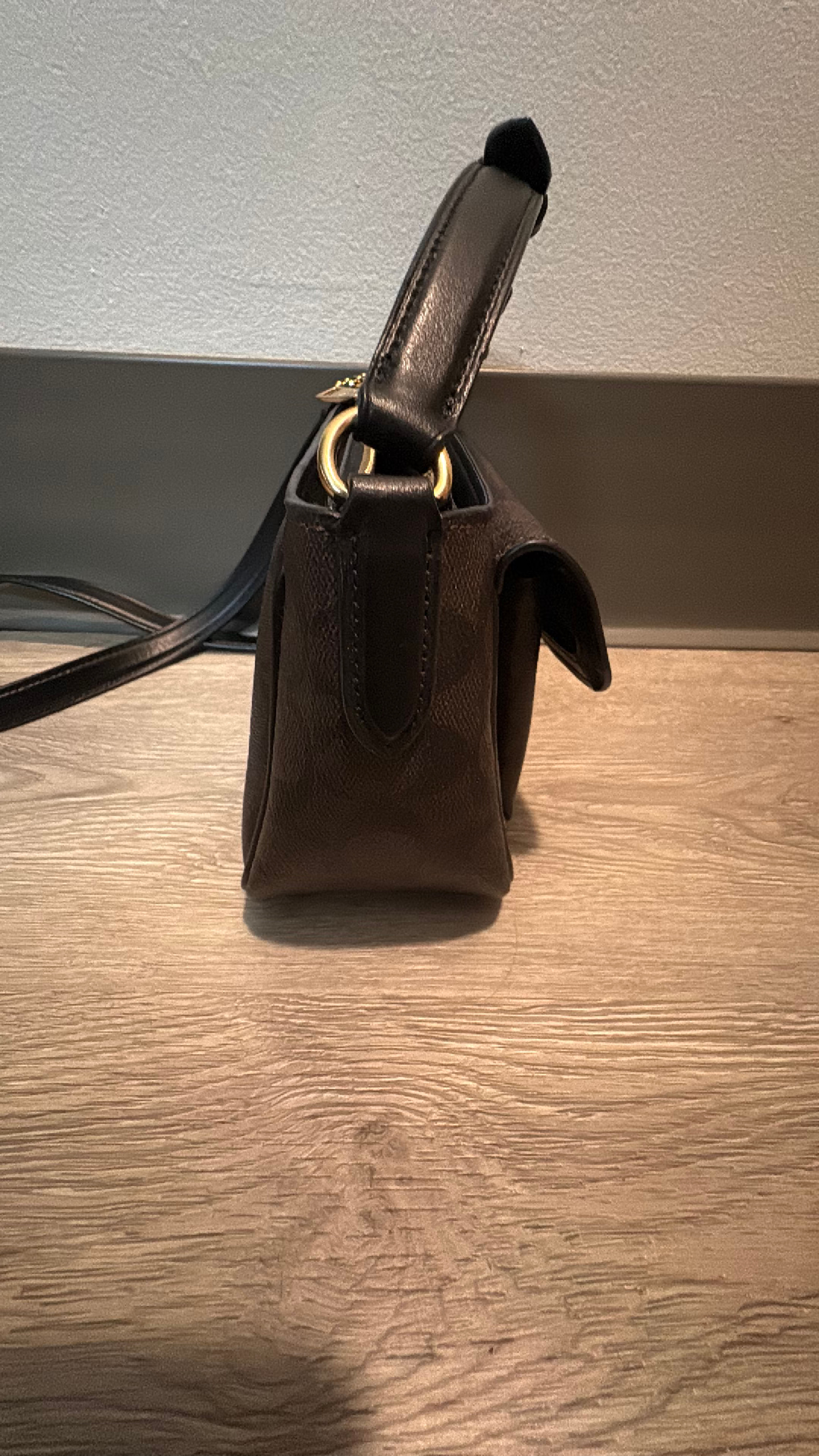 Coach Signature Purse  - Image 6