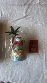 Hallmark Keepsake Ornament “Santa hula-day” - Image 2