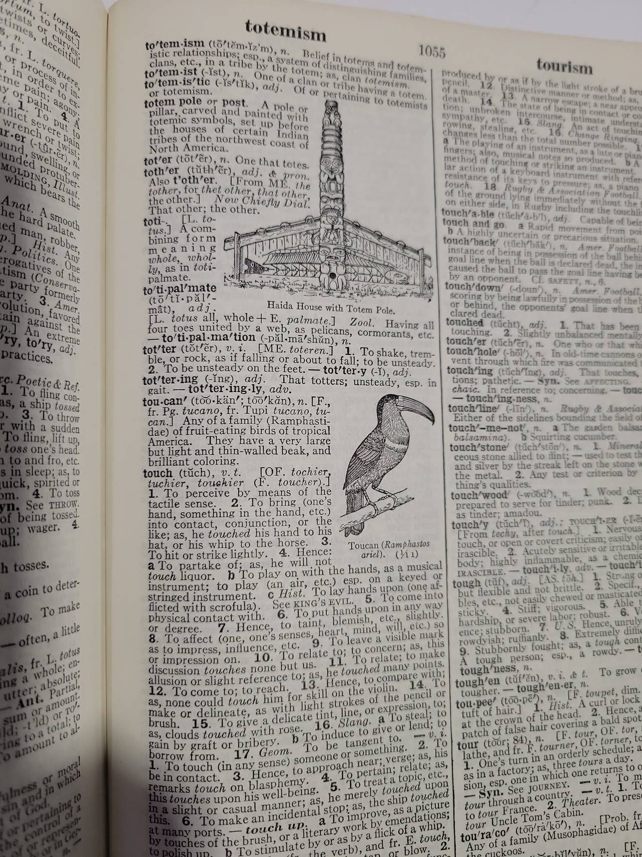 Webster's Collegiate Dictionary Fifth Edition