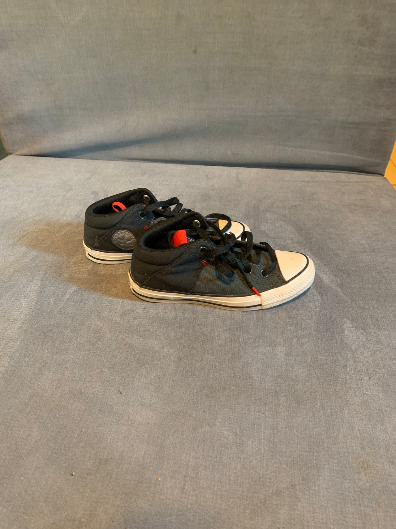 Converse Chuck Taylor All Star Kids size 4