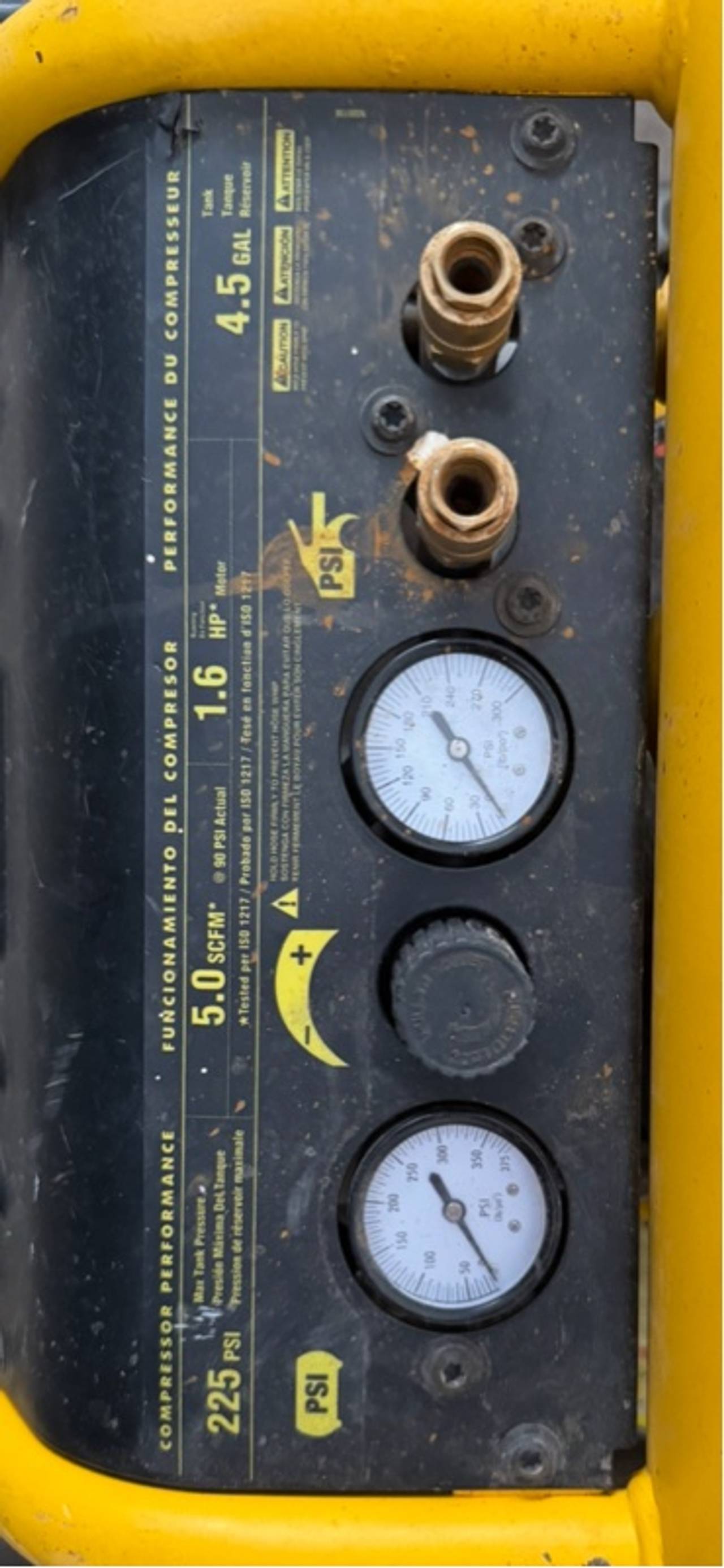 DeWalt 4.5-Gal 225 PSI Portable Air Compressor