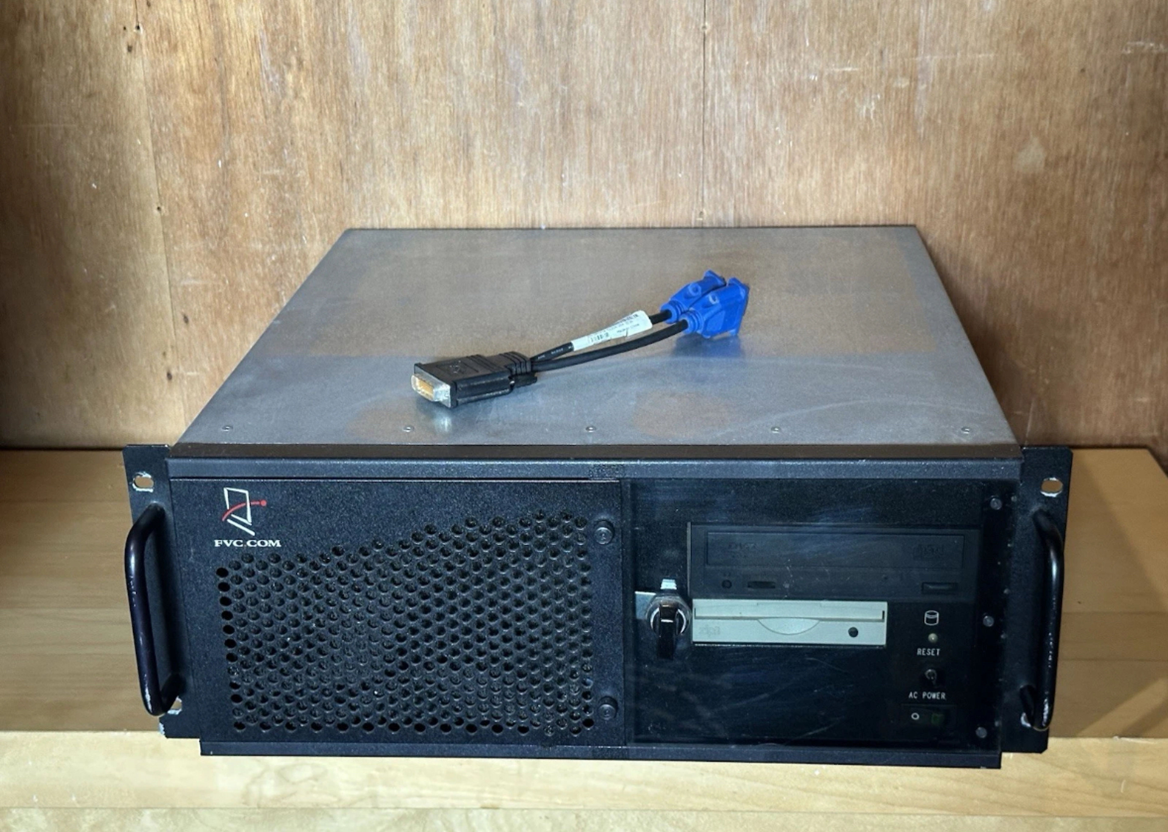 FVC.COM Rackmount Server