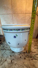 Tiffany & Co. Villandry Porcelain Cachepot Blue & White Pot Big  - Image 6