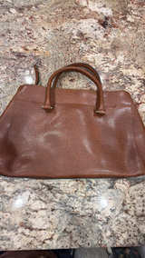 Calvin Klein Tan Pebbled Leather Handbag with Gold Accent - Image 5