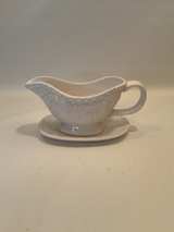 Vintage Courtyard White Ceramic Gravy Boat with Floral Pattern - Image 4