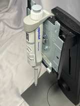 Eppendorf Research plus Single Channel Pipette, 0.5-10 uL - Image 2