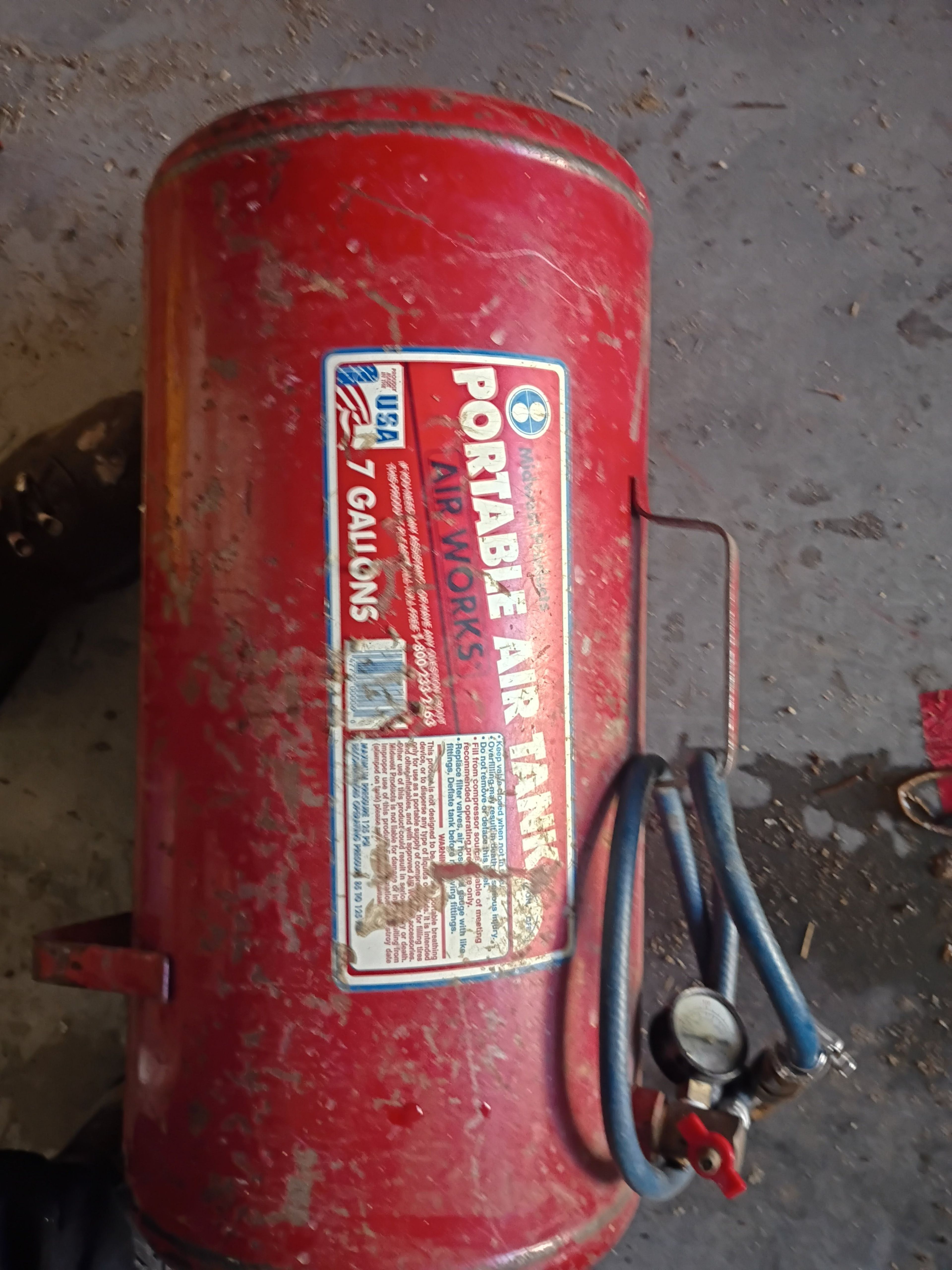 Midwest Can Company 7 Gallon Portable Air Tank