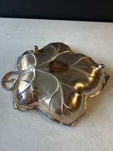 Sheridan Silver Plated Grape Leaf Dish - Image 4