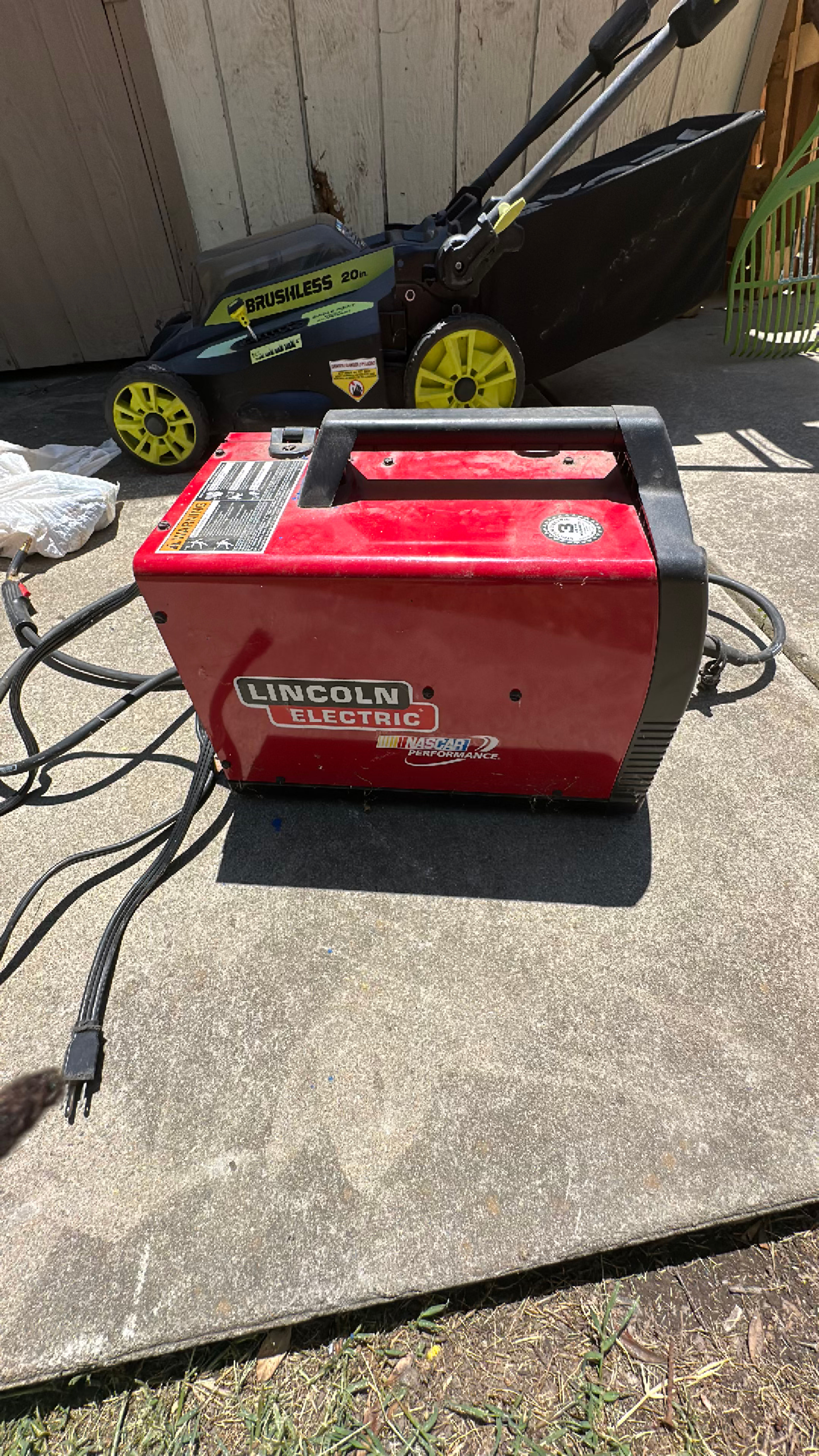 Lincoln Electric Pro MIG 140 - Image 2