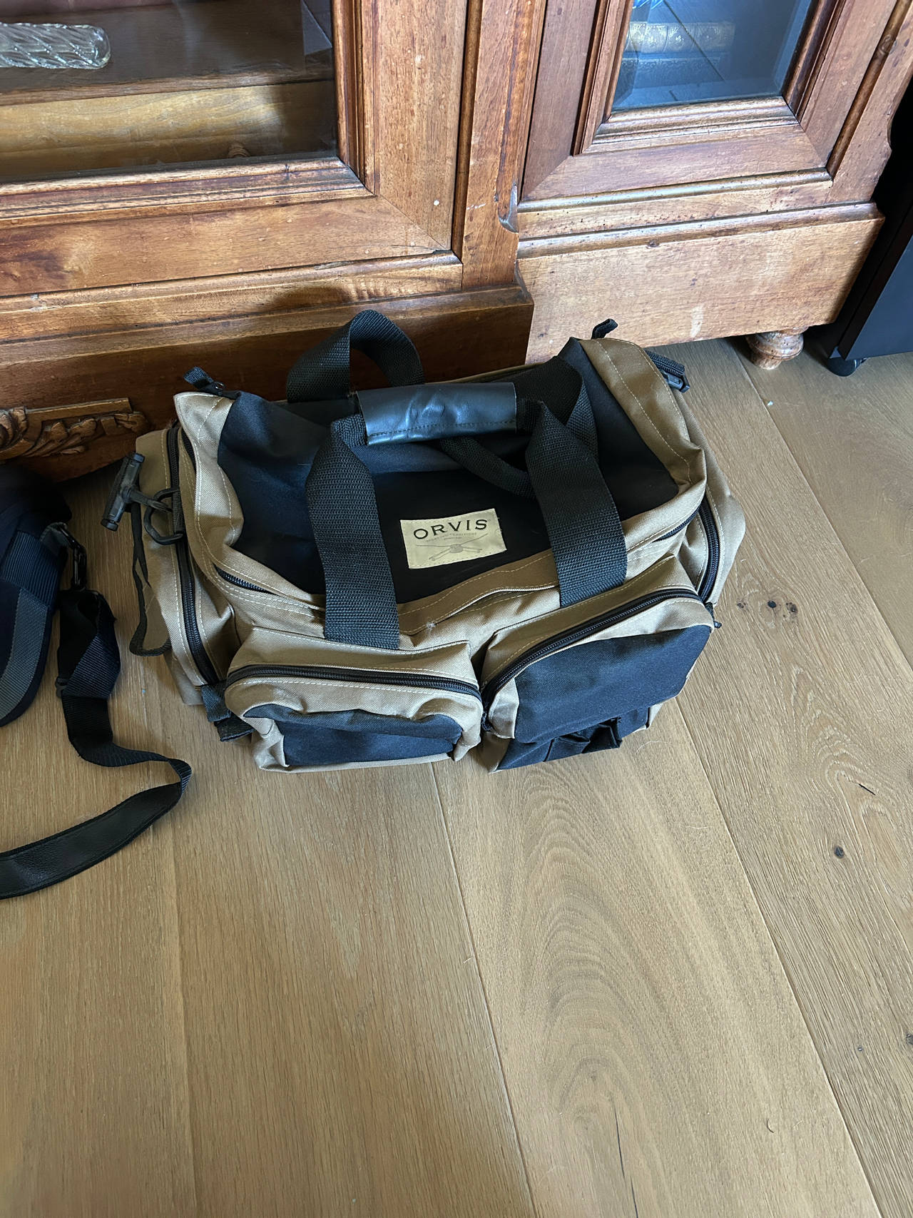 Orvis Safe Passage Guide Bag