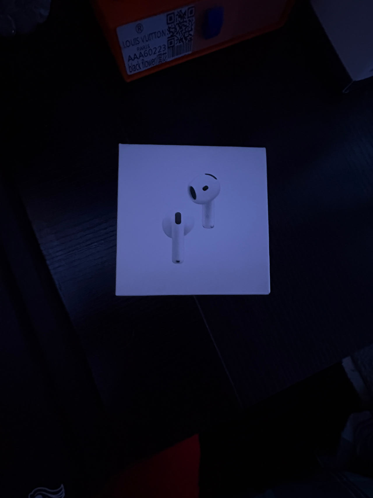 Apple AirPods 4 anc