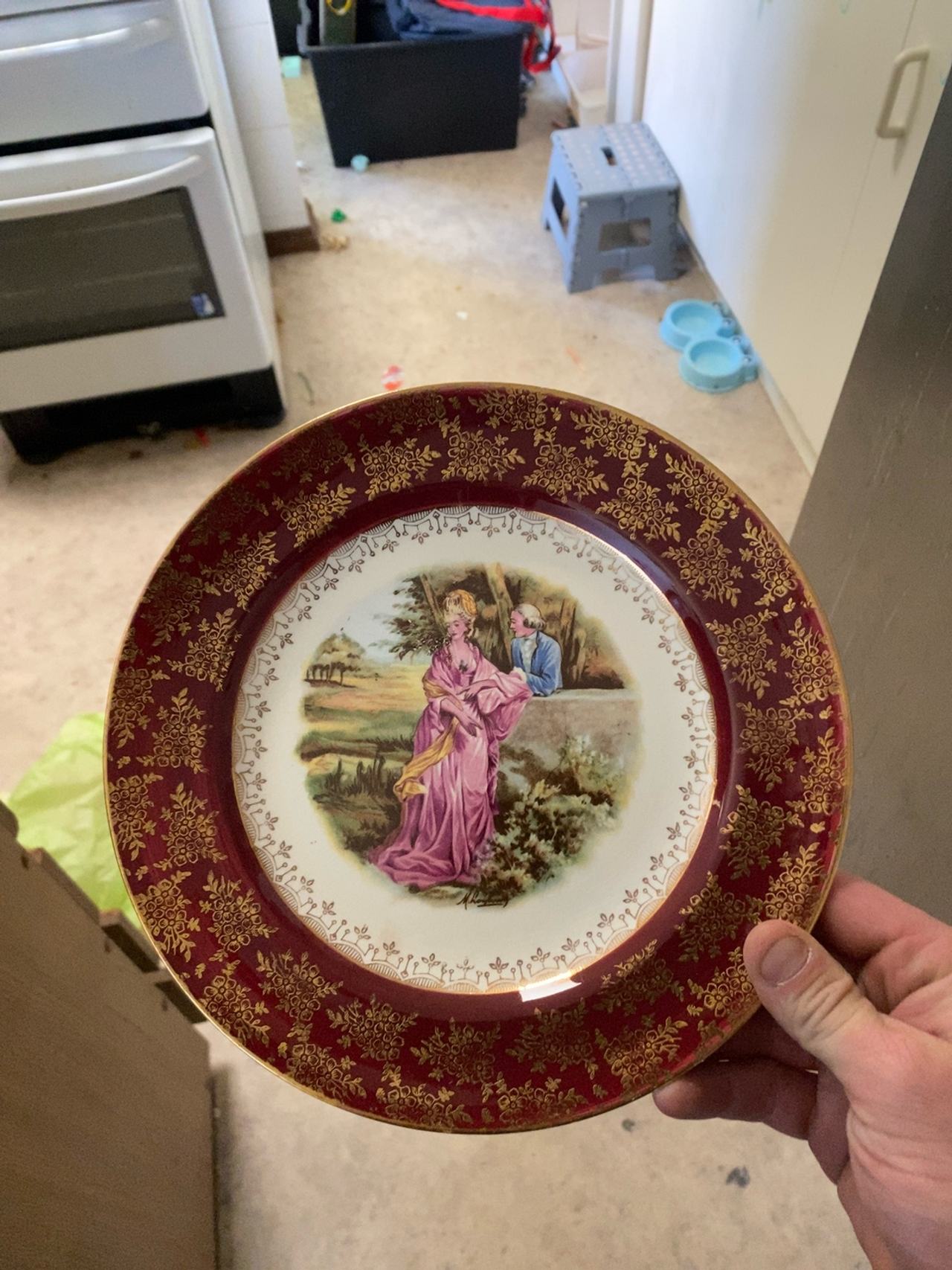 Royal Alma Decorative Plate Courting Couple Red & Gold