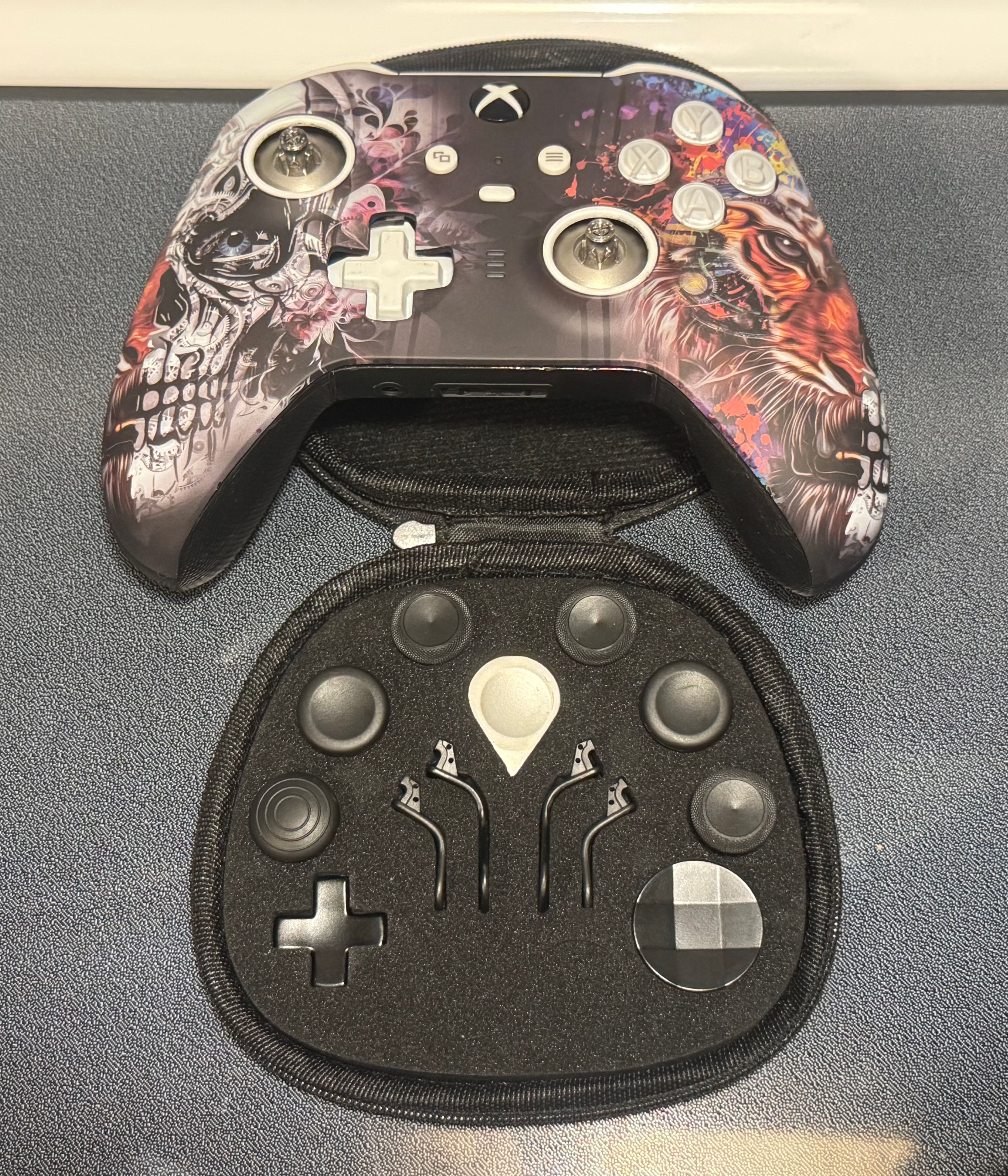 Microsoft Xbox Elite Series Core Wireless Controller white/Black W Extremerate! - Image 3