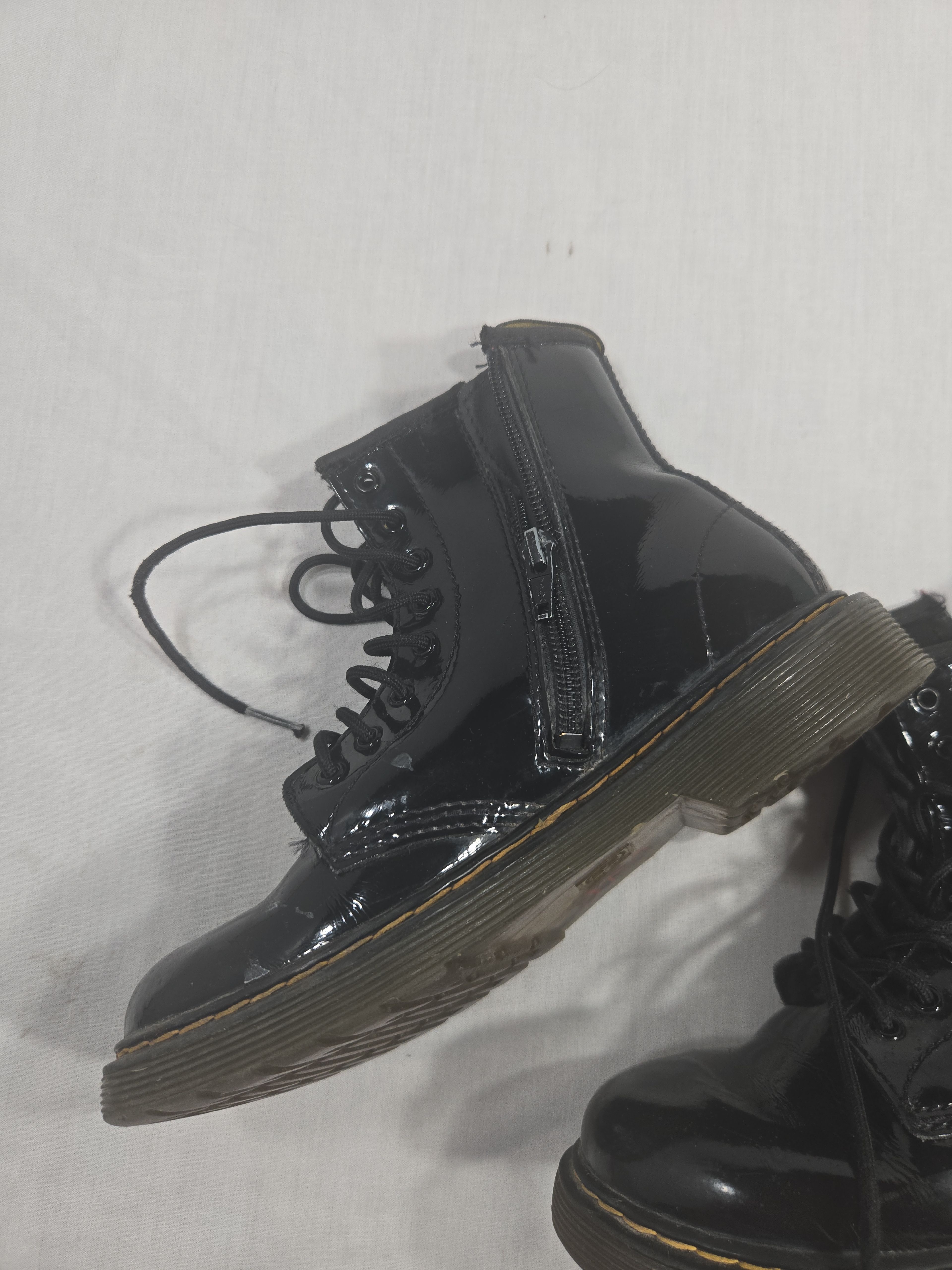Dr. Martens Kids Delaney Patent Leather Boots size 3 - Image 5