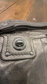 Marc Jacobs Turnlock Wallet Metallic Silver - Image 3