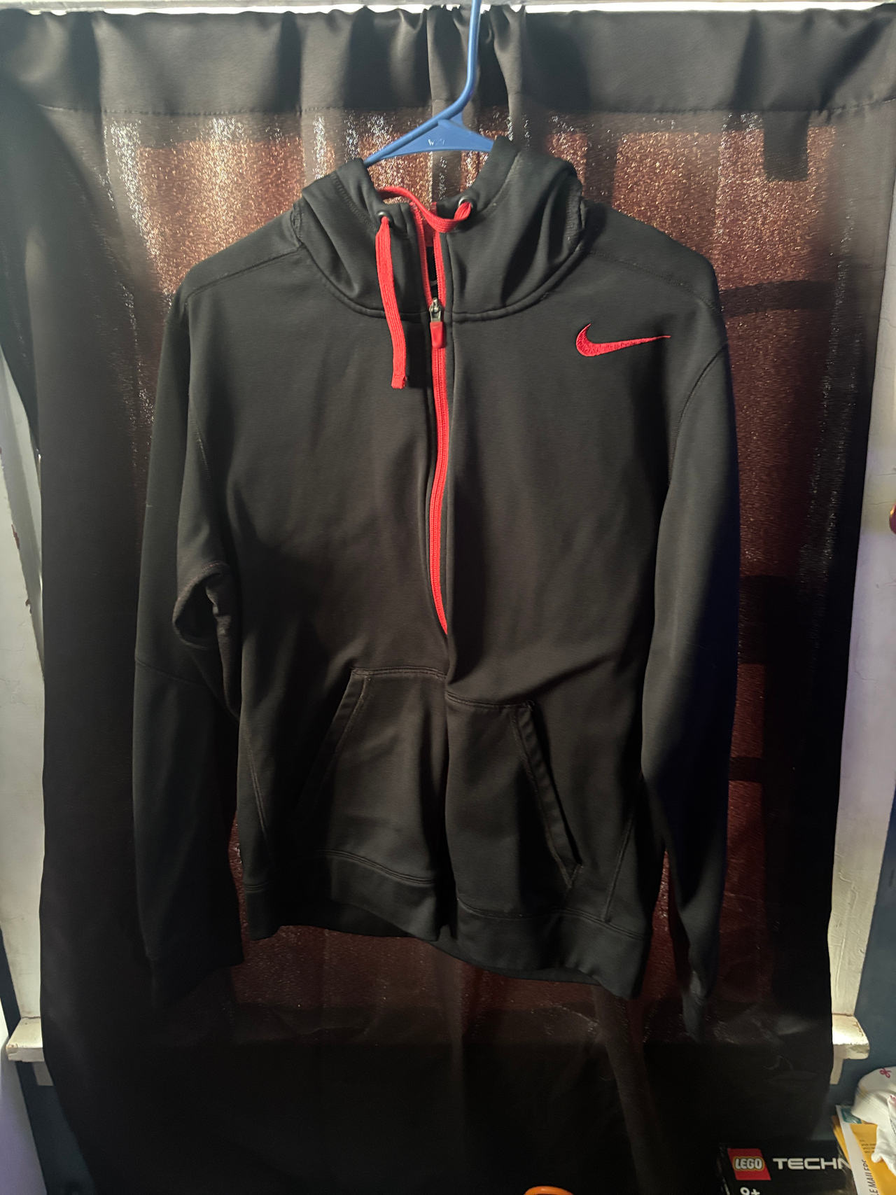 Nike Therma-FIT Half-Zip Hoodie Black/Red