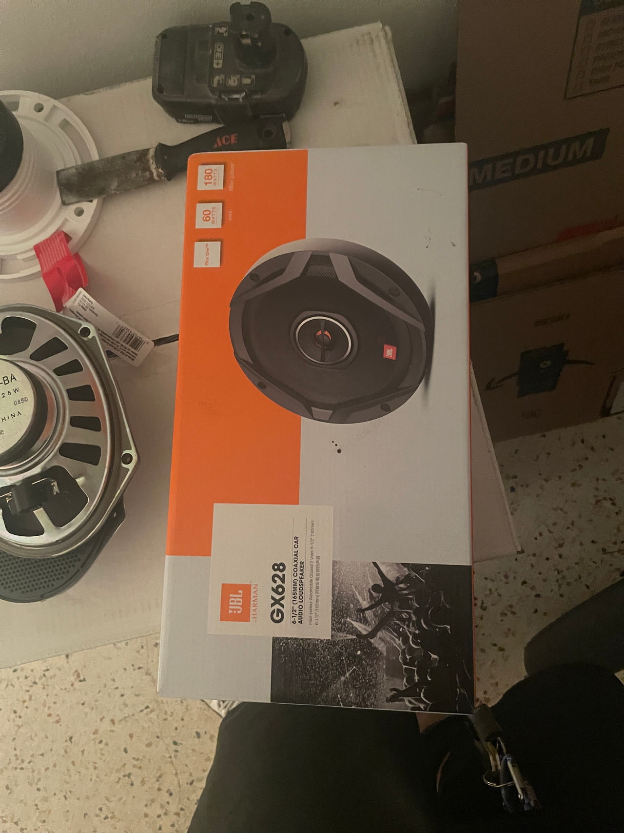 JBL GX628