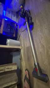 Dyson V8 Animal Cordless Stick Vacuum - Image 2