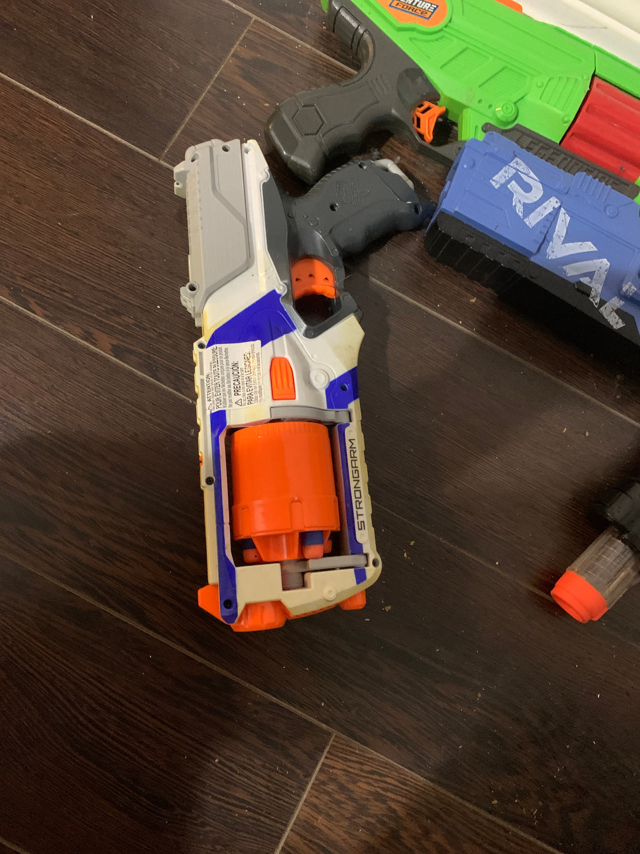 Nerf N-Strike Elite Strongarm