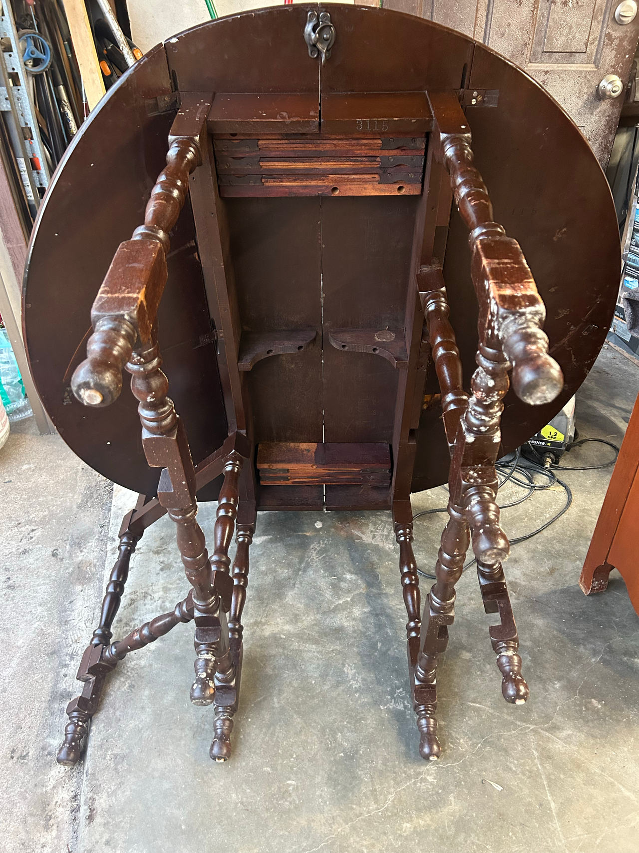 Antique Gateleg Drop Leaf Table