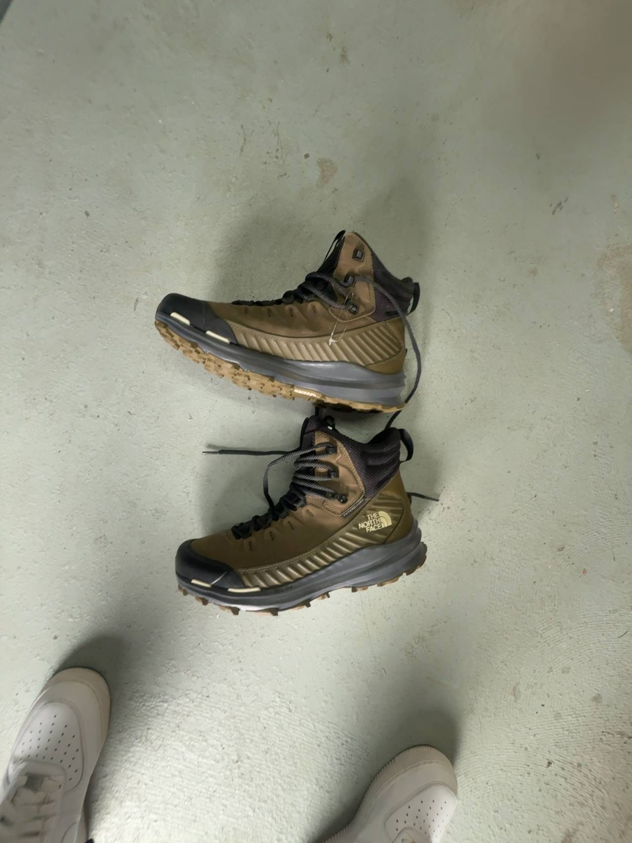 The North Face Vectiv Fastpack Mid Futurelight Hiking Boots