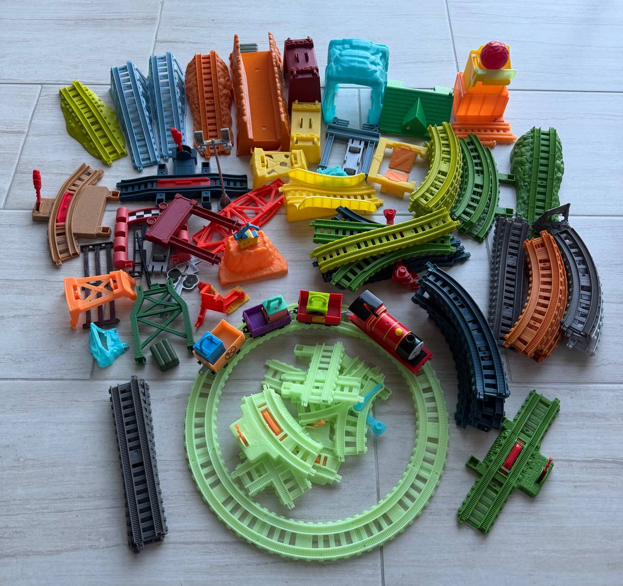 Thomas & Friends TrackMaster Train Track Lot